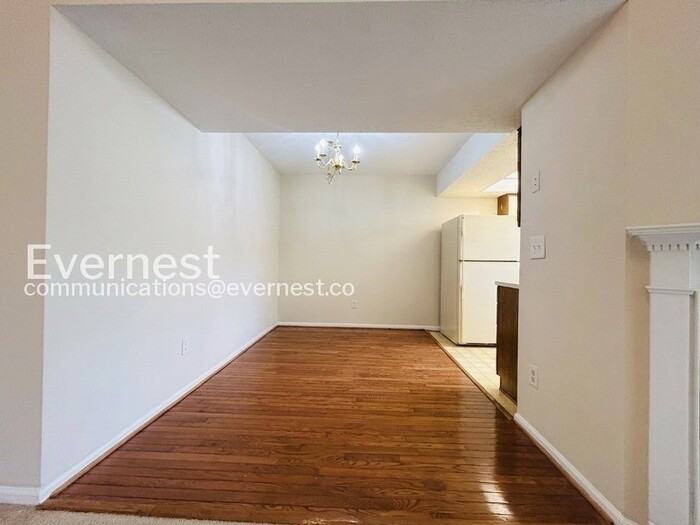 107 Prosperity Ave Se - Photo 5 of 25
