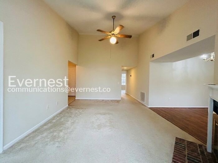 107 Prosperity Ave Se - Photo 7 of 25