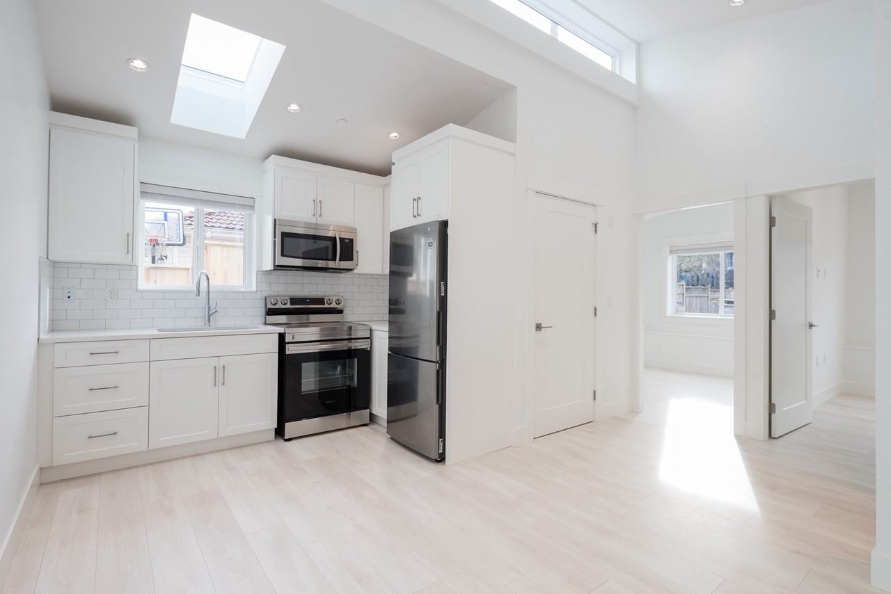 3174 Turner St - Photo 2 of 7