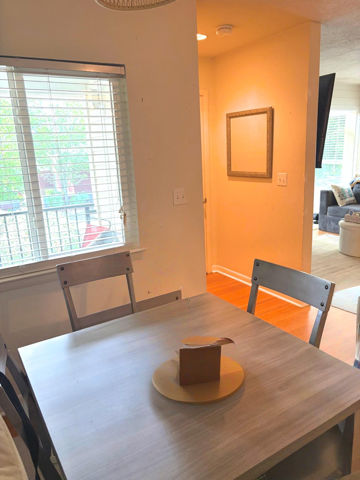 278 Alexandra Dr #15 - Photo 5 of 11