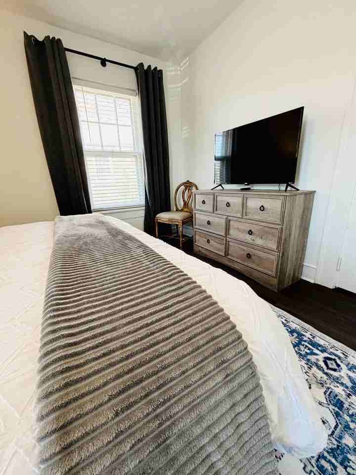 2104 Park Rd #3 - Photo 6 of 13