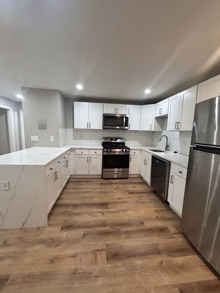971 Fellsway #12 - Photo 2 of 10