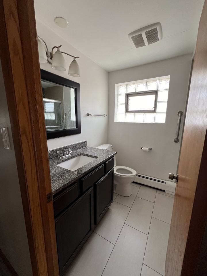 6148 S Major Ave #2 - Photo 5 of 9