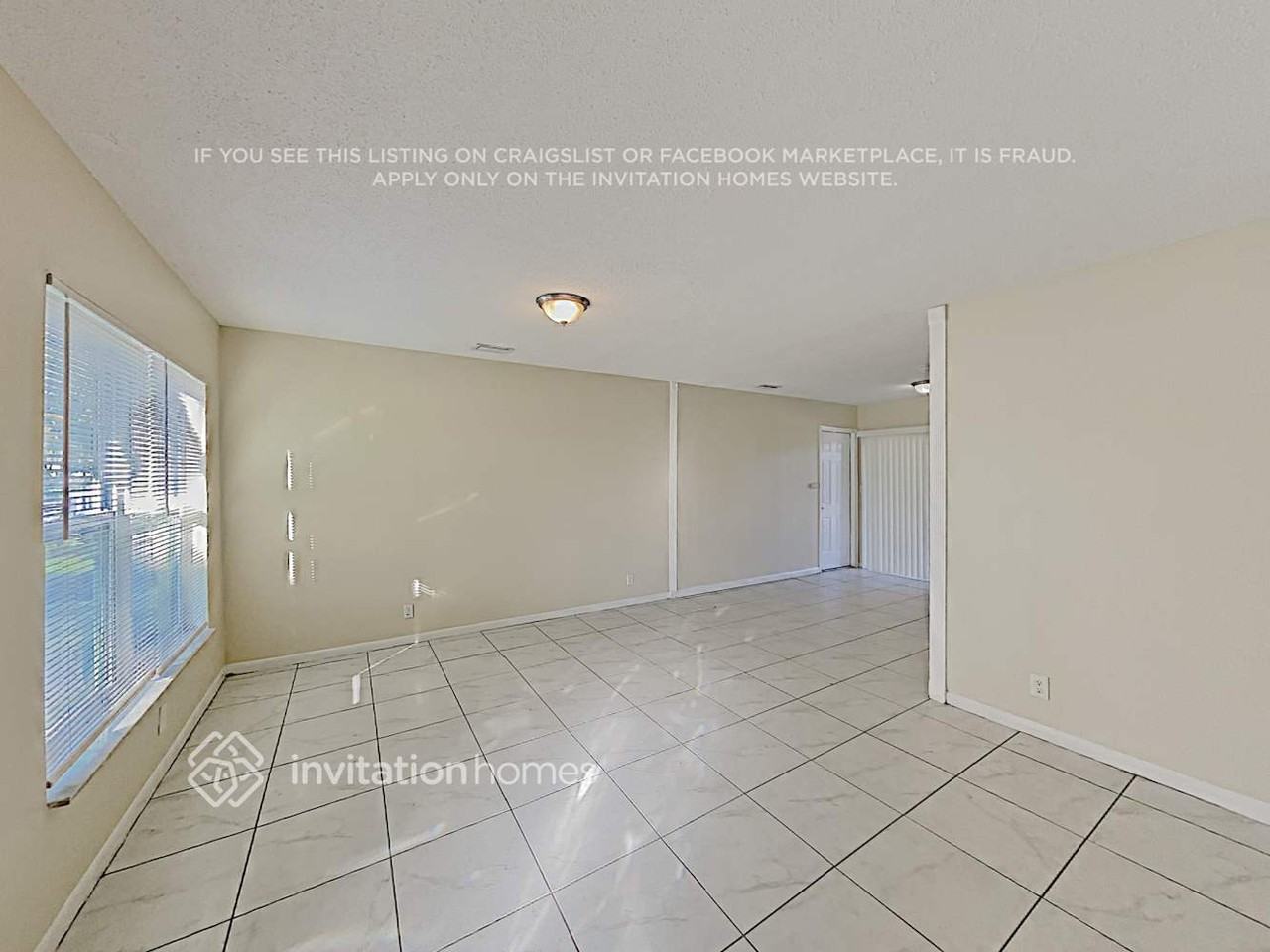 7805 Nw 40th St - Photo 4 of 16
