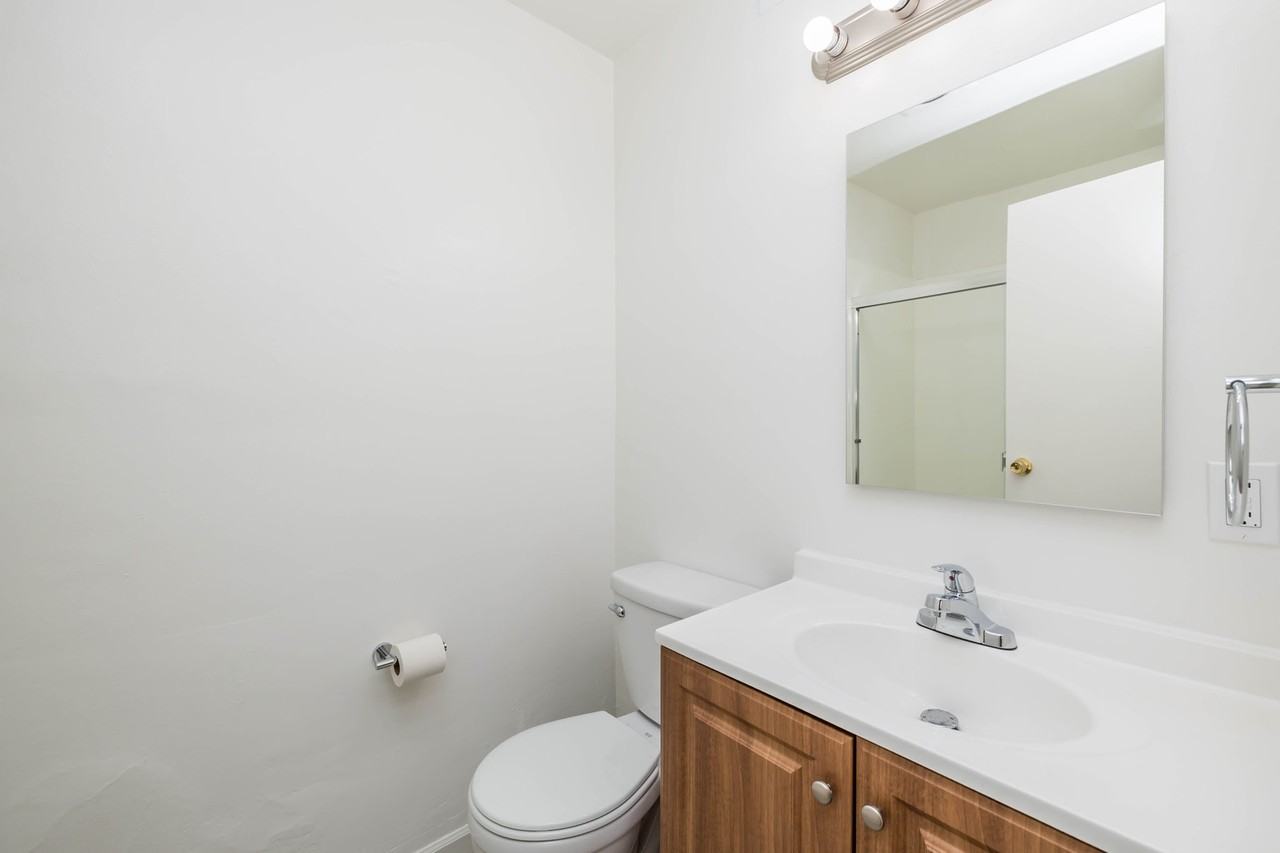 276 Adams - Photo 7 of 31