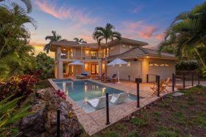 featured image of 357 Kualono Pl #1