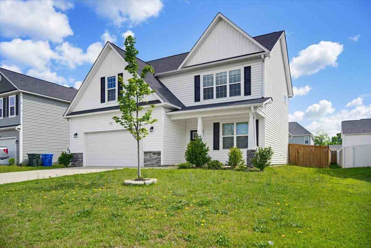 1717 Stackhouse Dr - Photo 3 of 20