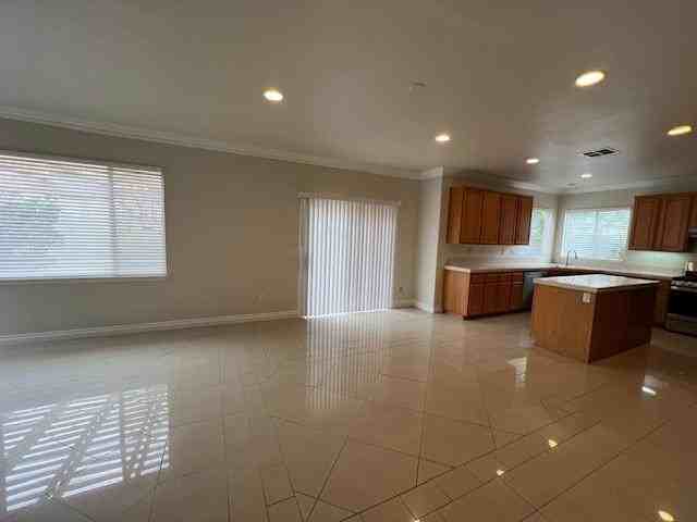 761 El Caballo Dr - Photo 7 of 11