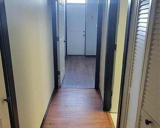 2307 Hickory St - Photo 6 of 11