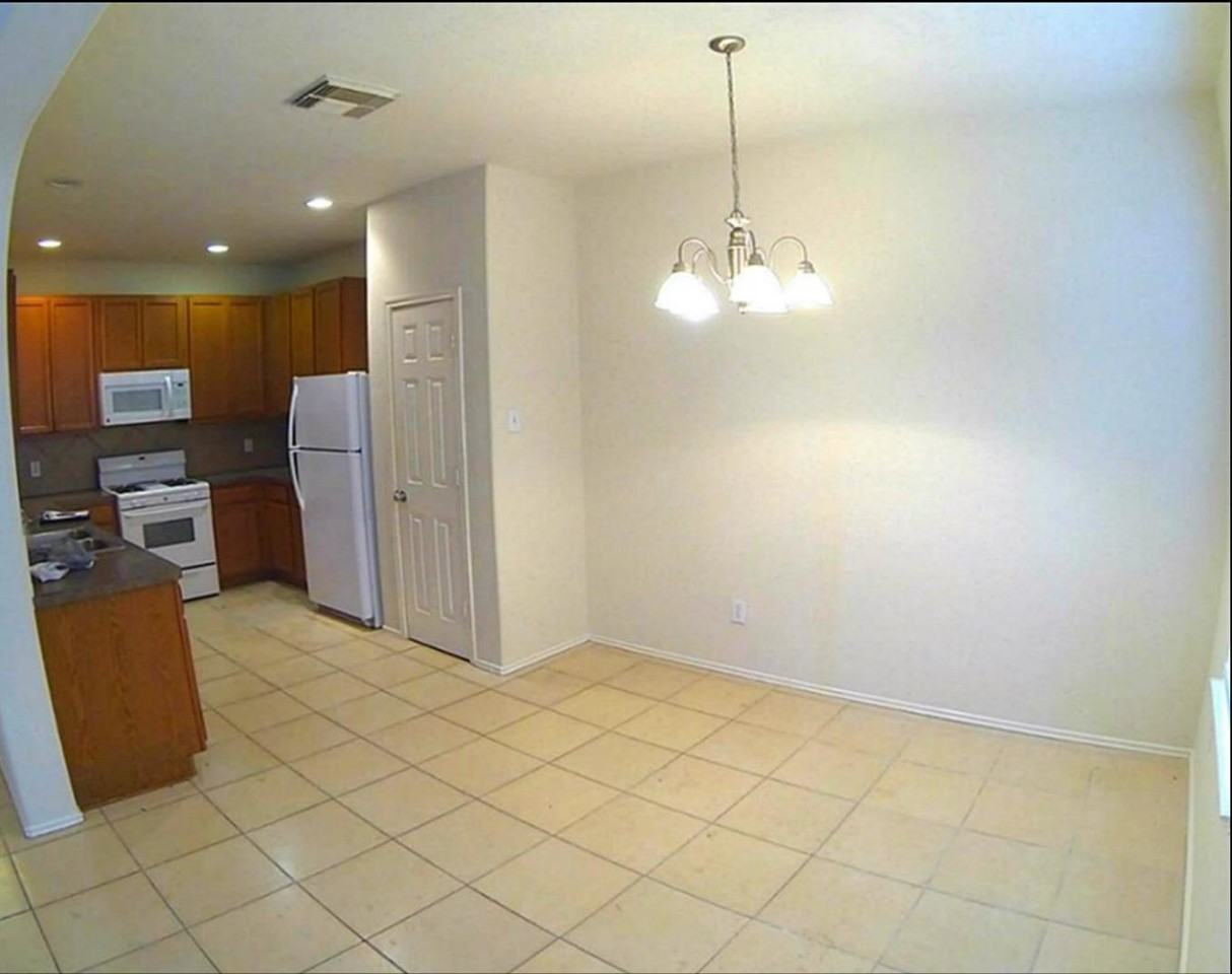 6143 Yorktown Meadow Ln - Photo 6 of 20