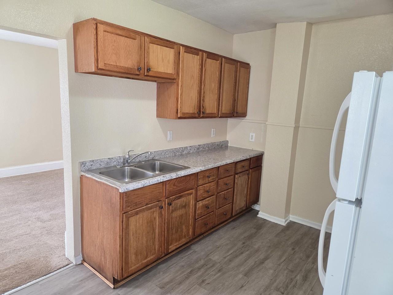 3022 Thomas Ave N #1 - Photo 3 of 22
