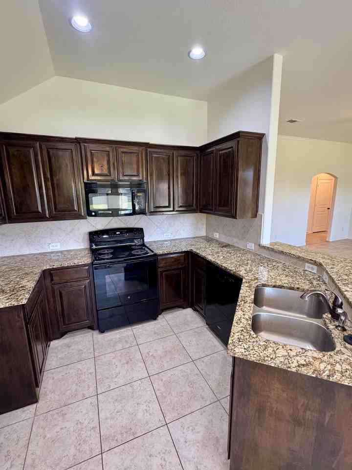 1102 Serendipity Cir #1 - Photo 4 of 15