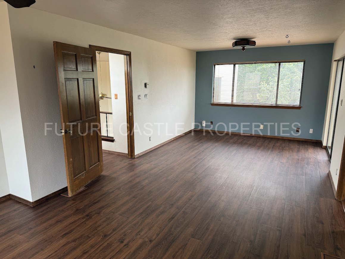 5021 Calle Del Cielo Ne #1 - Photo 5 of 10