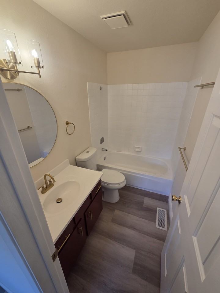 6521 Flower St #1 - Photo 3 of 10