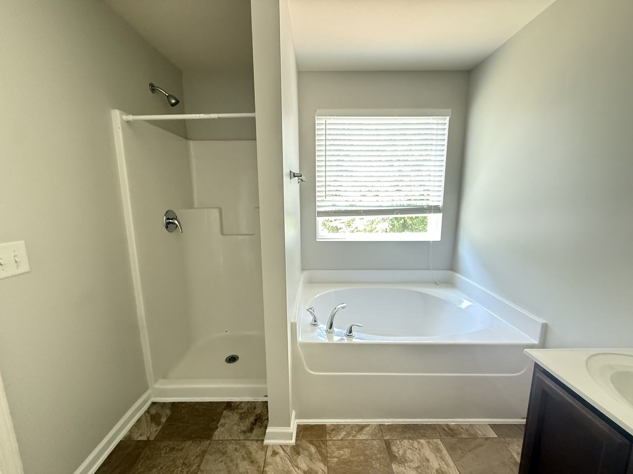 408 Polly Dr #1 - Photo 5 of 10