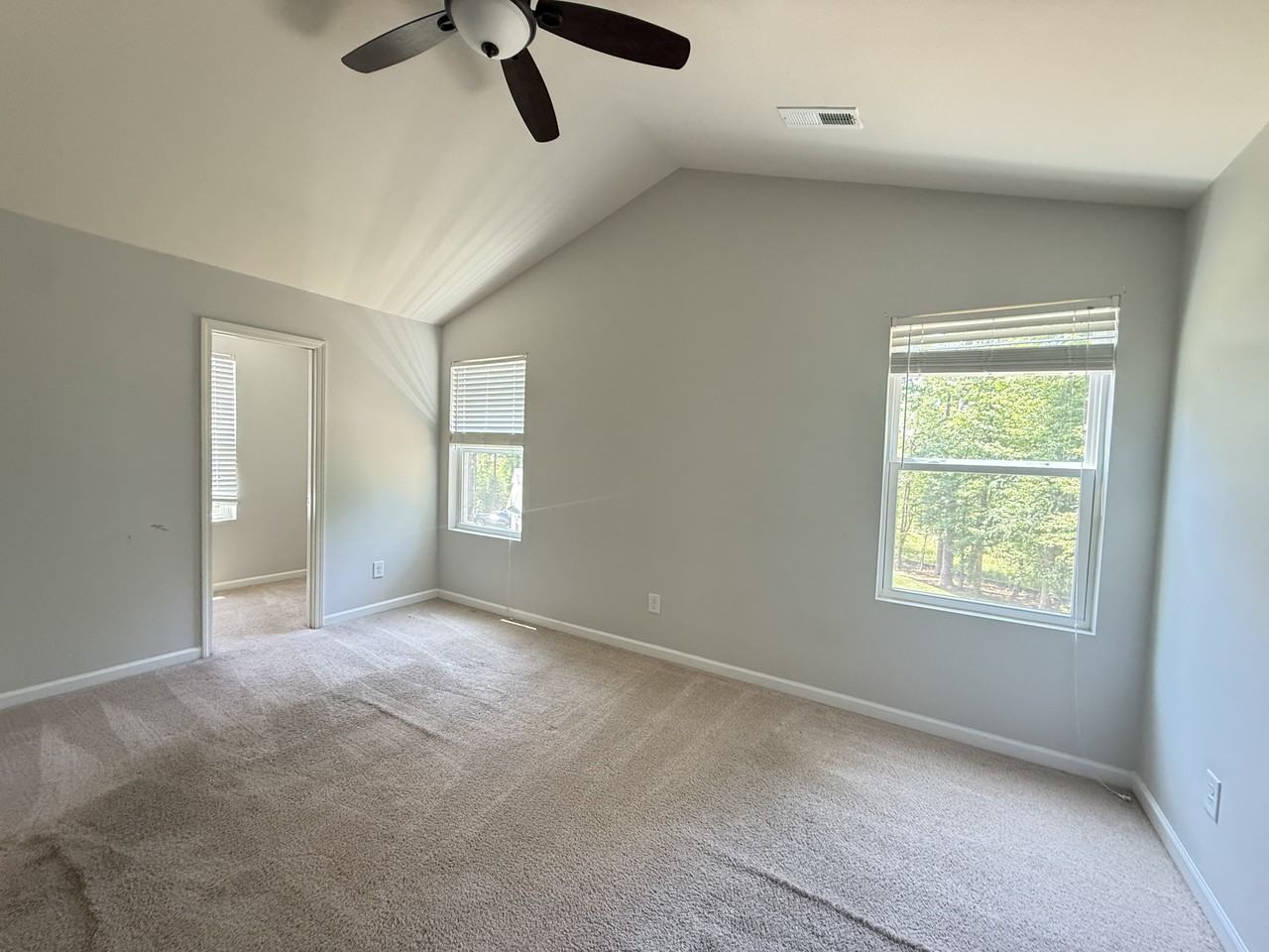 408 Polly Dr #1 - Photo 7 of 10