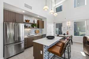 featured image of 899 Three Springs Blvd