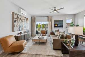 featured image of 899 Three Springs Blvd