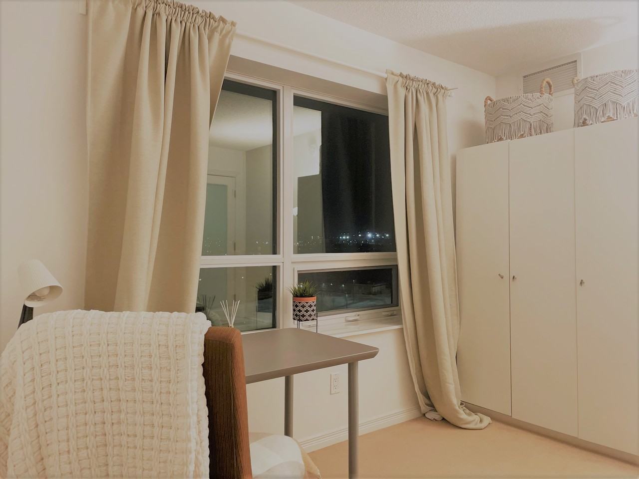 61 Heintzman Street - Photo 3 of 15