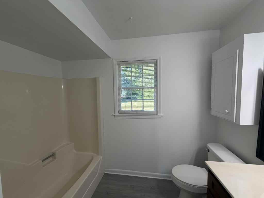 14 Wedgefield Dr - Photo 5 of 17