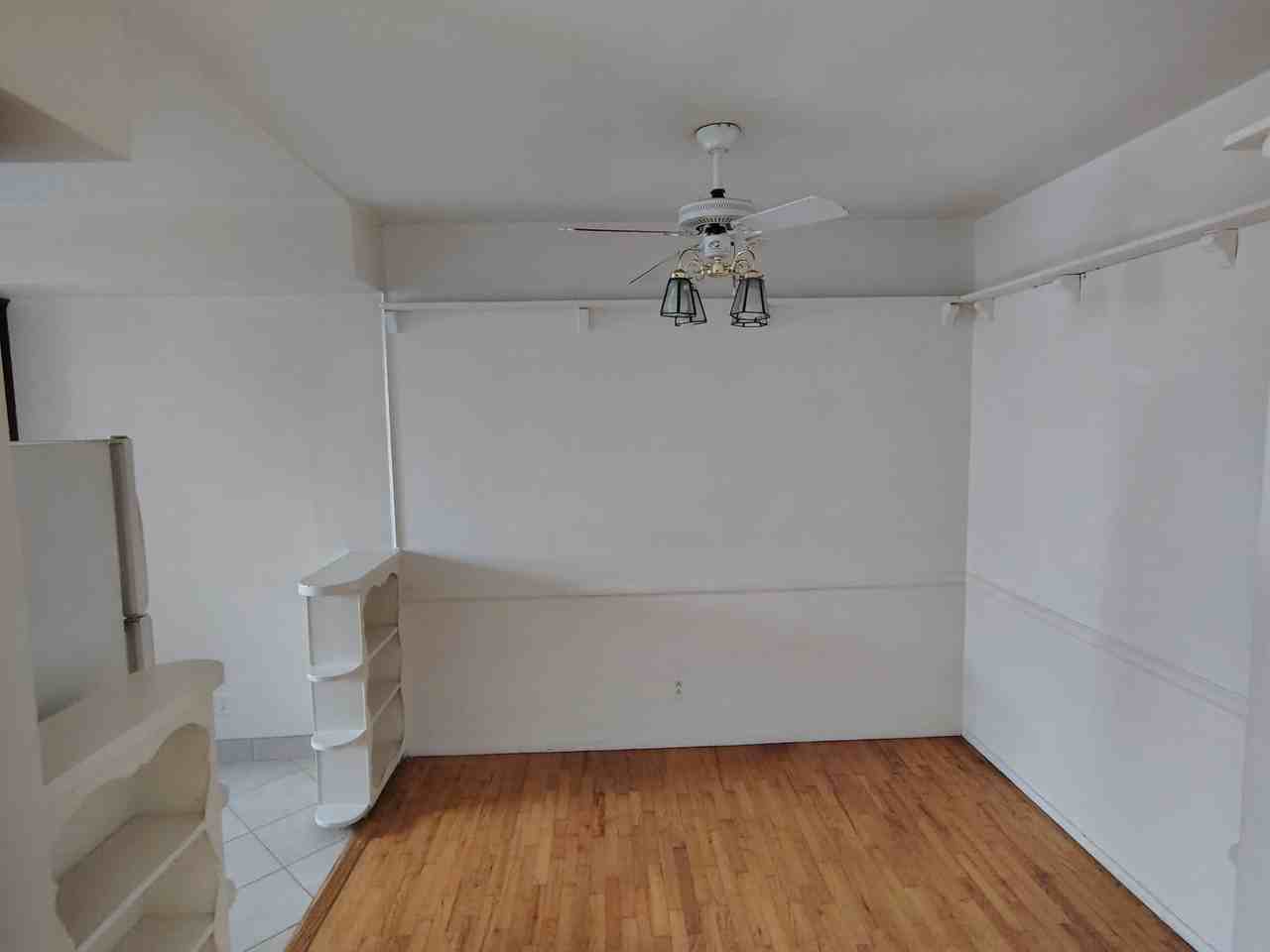 Bedford Garden Apartments - Photo 4 of 16