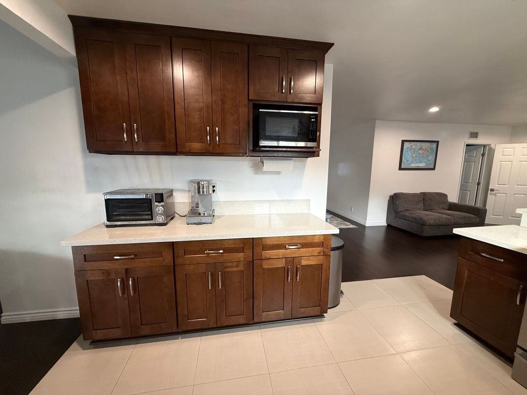 13202 Lucille St - Photo 5 of 23