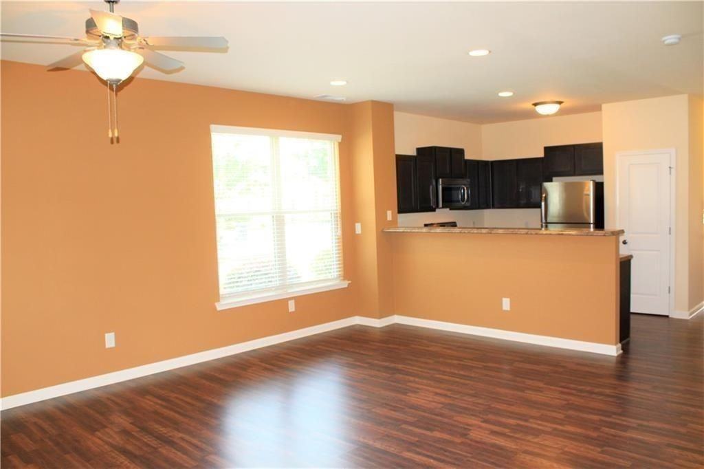 810 Riverdance Dr Nw - Photo 2 of 19