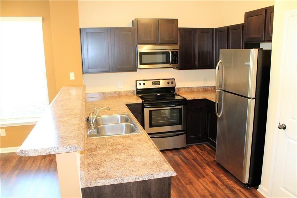 810 Riverdance Dr Nw - Photo 3 of 19