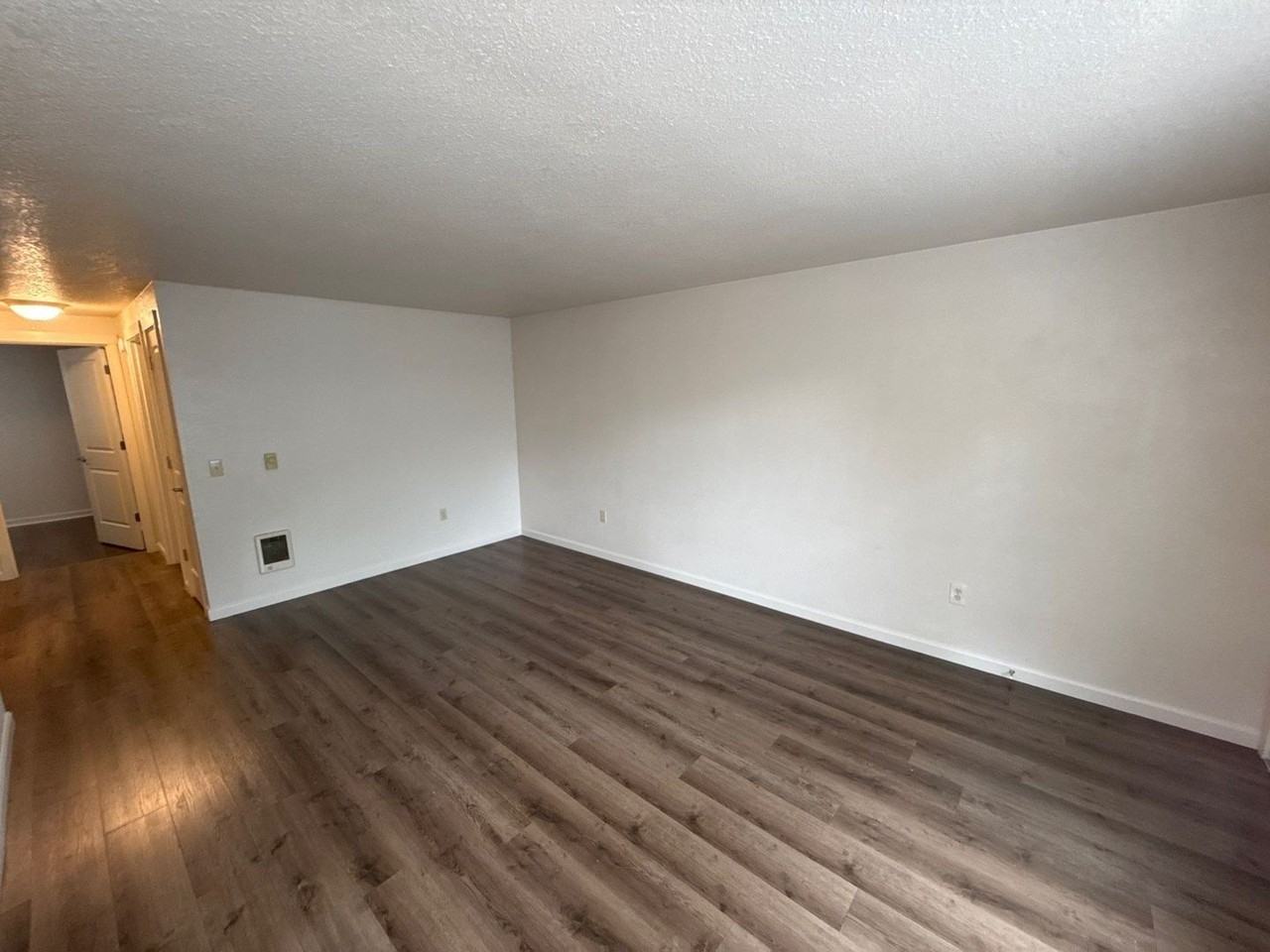 903 Bryan Ct - Photo 4 of 24