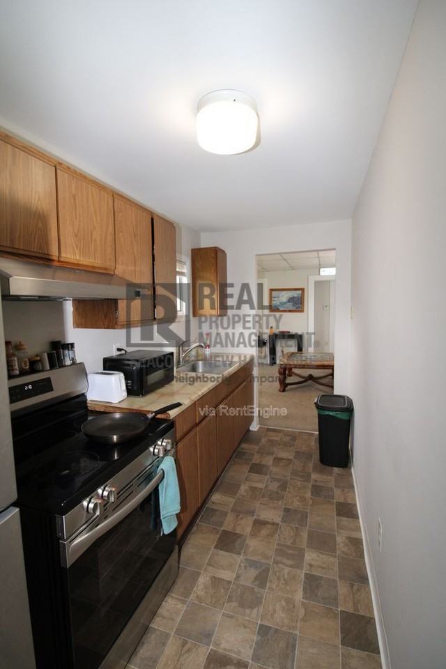 40 Grove St #4 - Photo 4 of 13