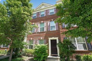 2864 Hedgerow Pl - Photo 1 of 1