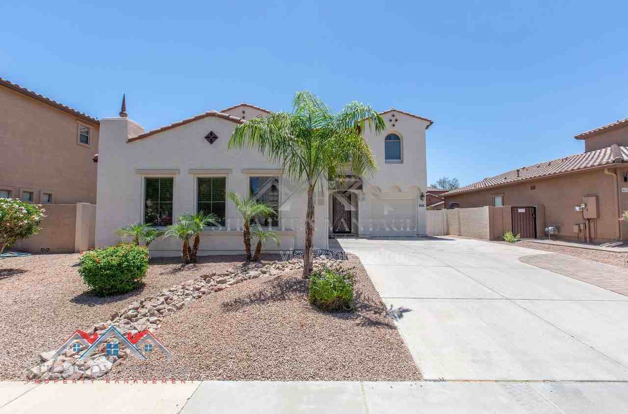 16221 W Mercer Ln - Photo 2 of 50