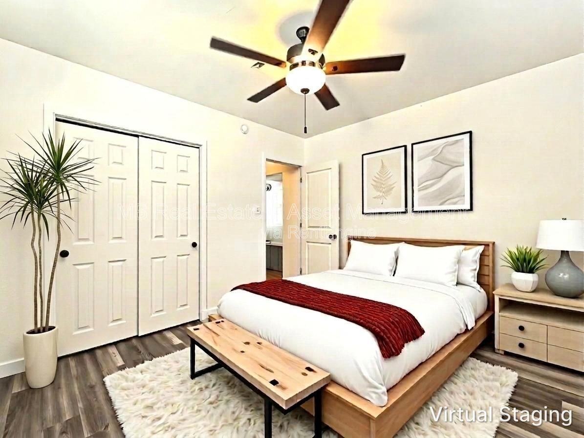 1527 E Oak St #1 - Photo 5 of 9