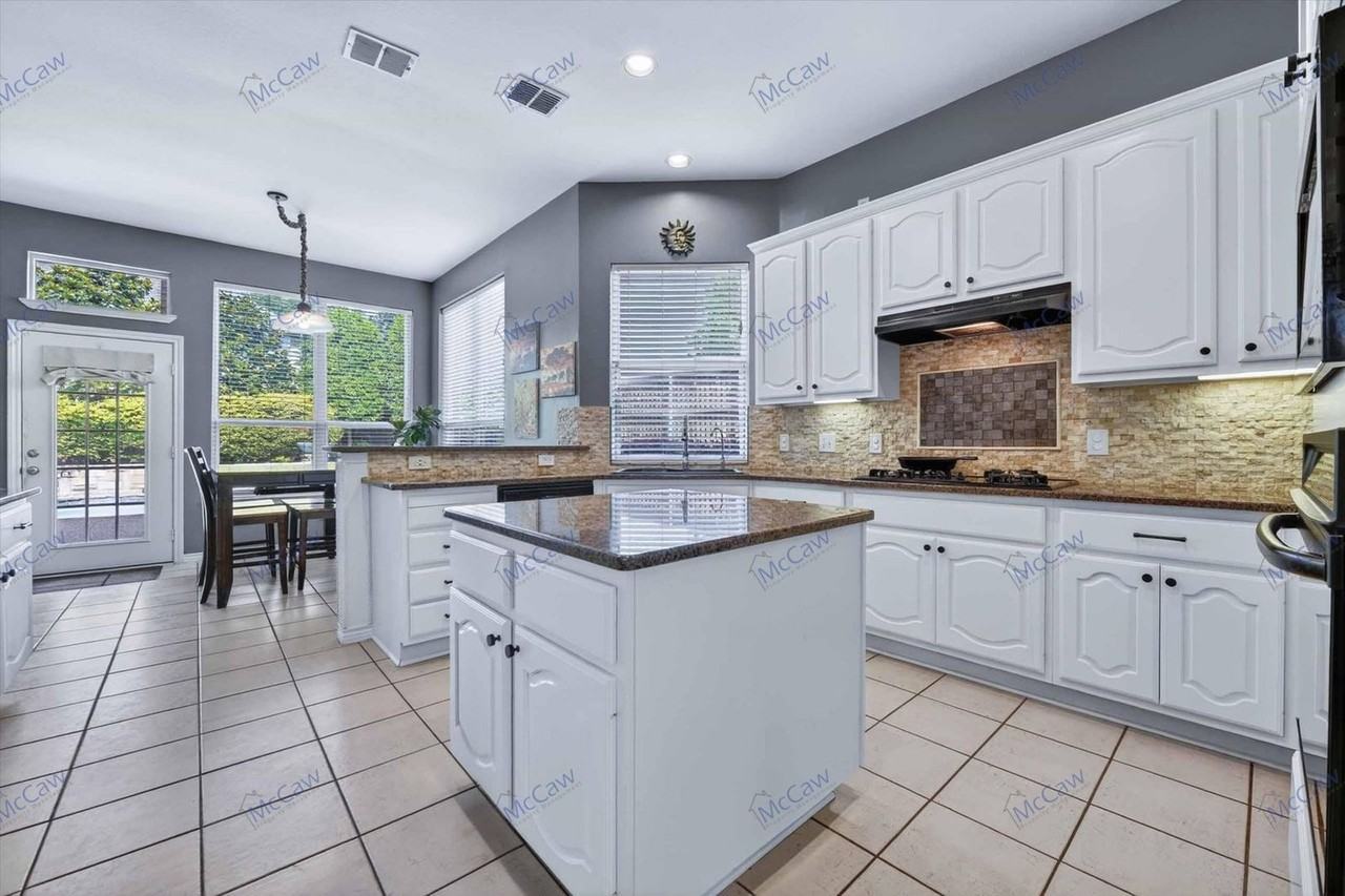 3401 Chadwick Dr - Photo 6 of 31