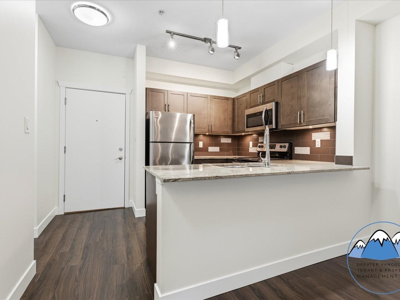 13468 King George Blvd - Photo 4 of 25