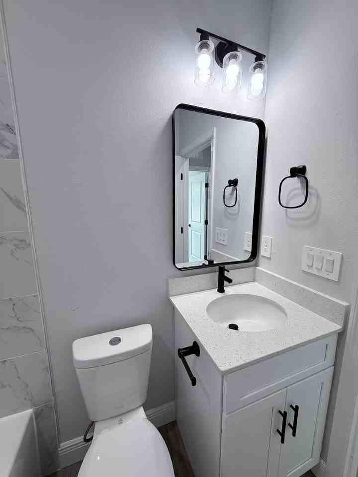 6941 Dickinson Dr - Photo 7 of 19