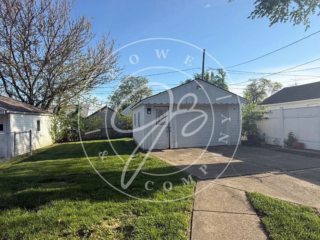 446 W Capistrano Ave - Photo 4 of 15