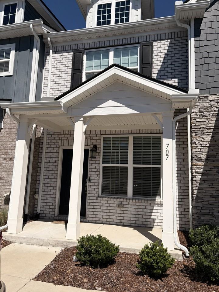 615 Old Hickory Blvd #707 - Photo 2 of 20
