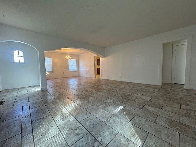 2615 Q St - Photo 3 of 10