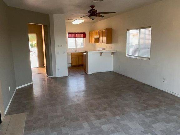 10560 Inyo Ct - Photo 5 of 11