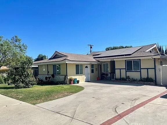 19836 Hemmingway St - Photo 2 of 11