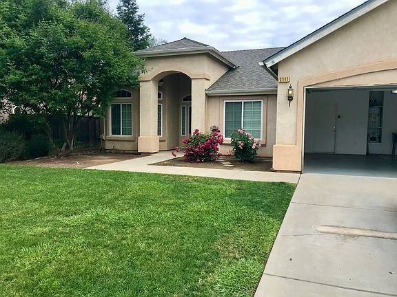 2240 Lorena Ave - Photo 2 of 12