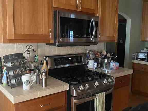 2080 Bourbon St - Photo 6 of 13