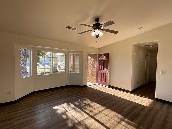 1388 Barcelona Way - Photo 2 of 15