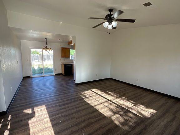 1388 Barcelona Way - Photo 3 of 15