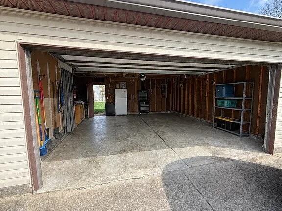 3818 Quail Hollow Dr - Photo 2 of 12