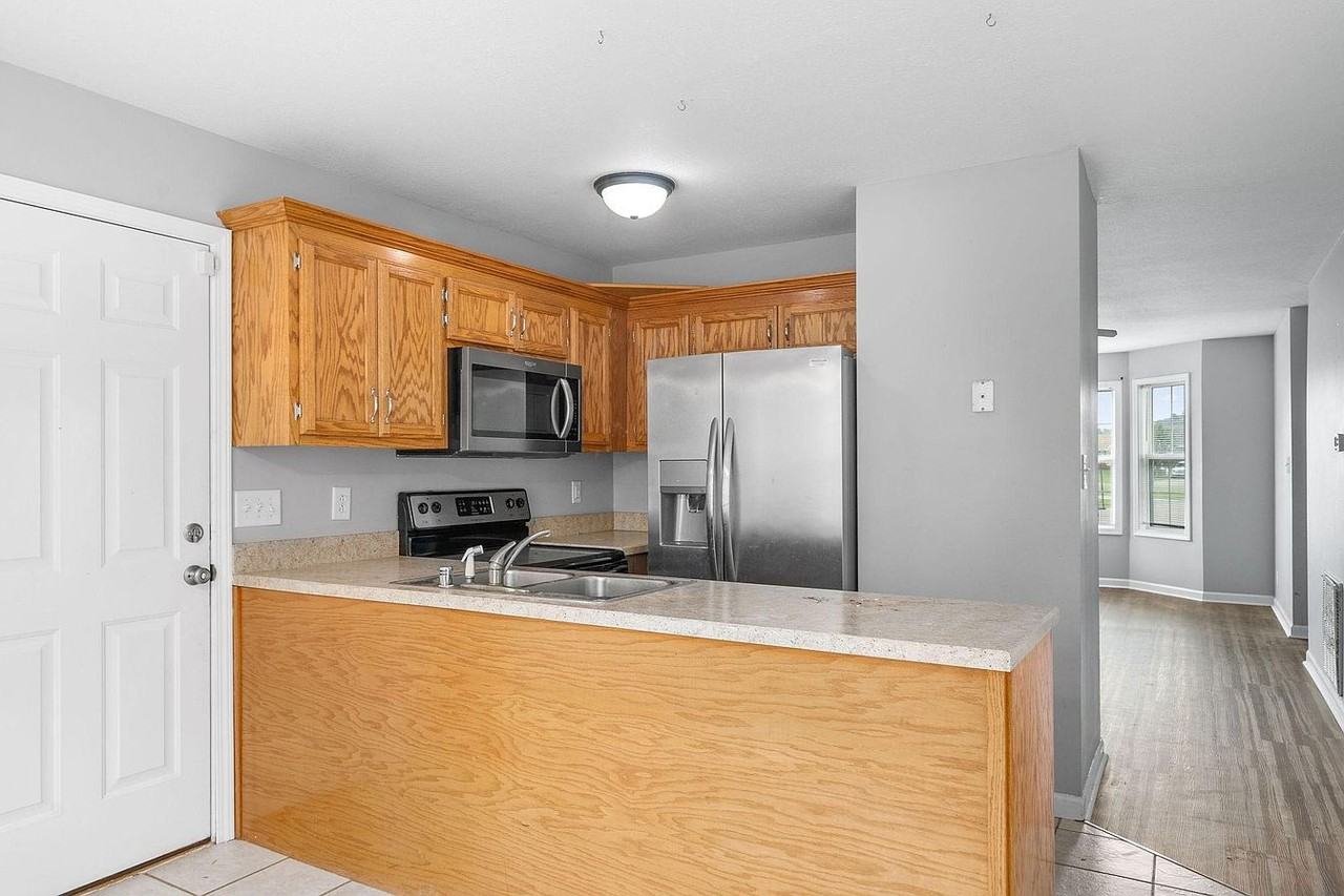 105 Fallow Ln - Photo 3 of 23