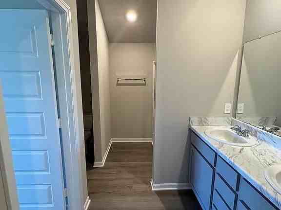 621 W Fountain St - Photo 2 of 12
