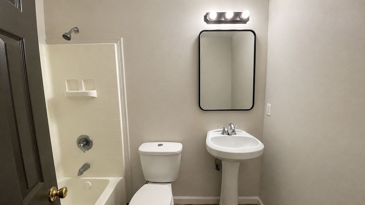 6308 E Myrtle Ave - Photo 2 of 8