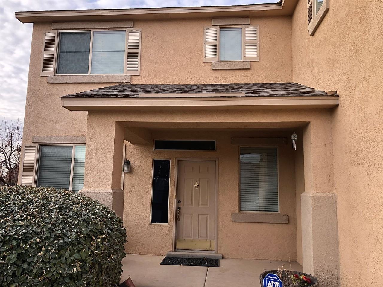 3407 Joshua Tree Dr Ne - Photo 3 of 12